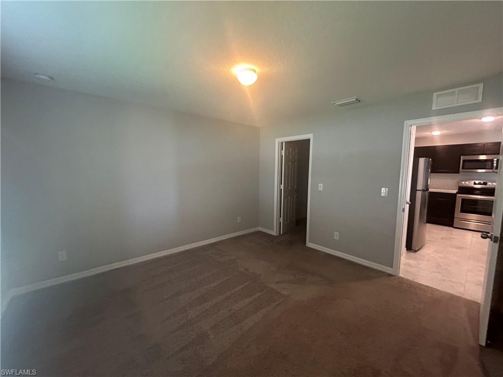 4137 NE 14th PL