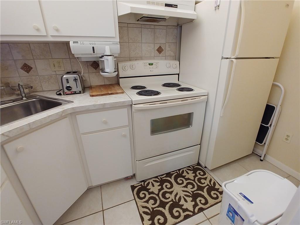9650 Green Cypress LN 5 photo 7