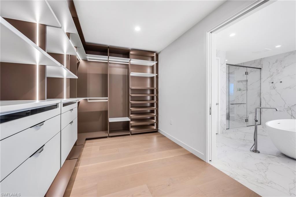 5100 Seagrass BLVD 802 photo 11