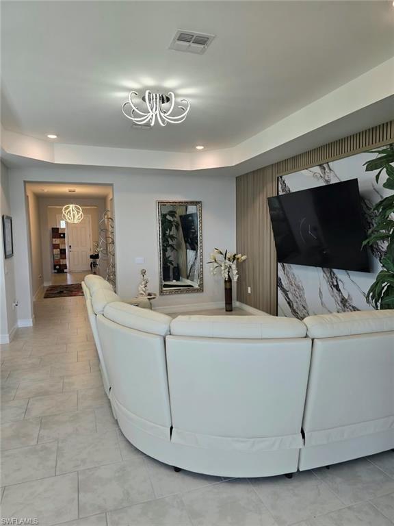 Tray ceiling with recessed lighting