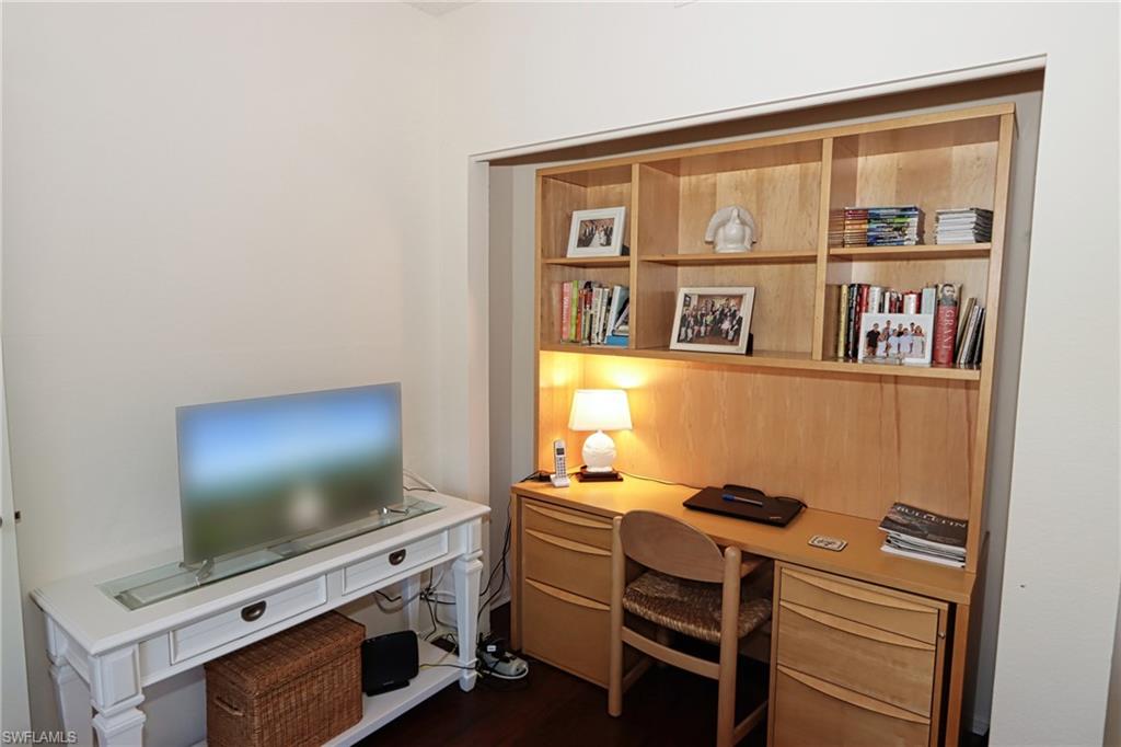Alternate Den View