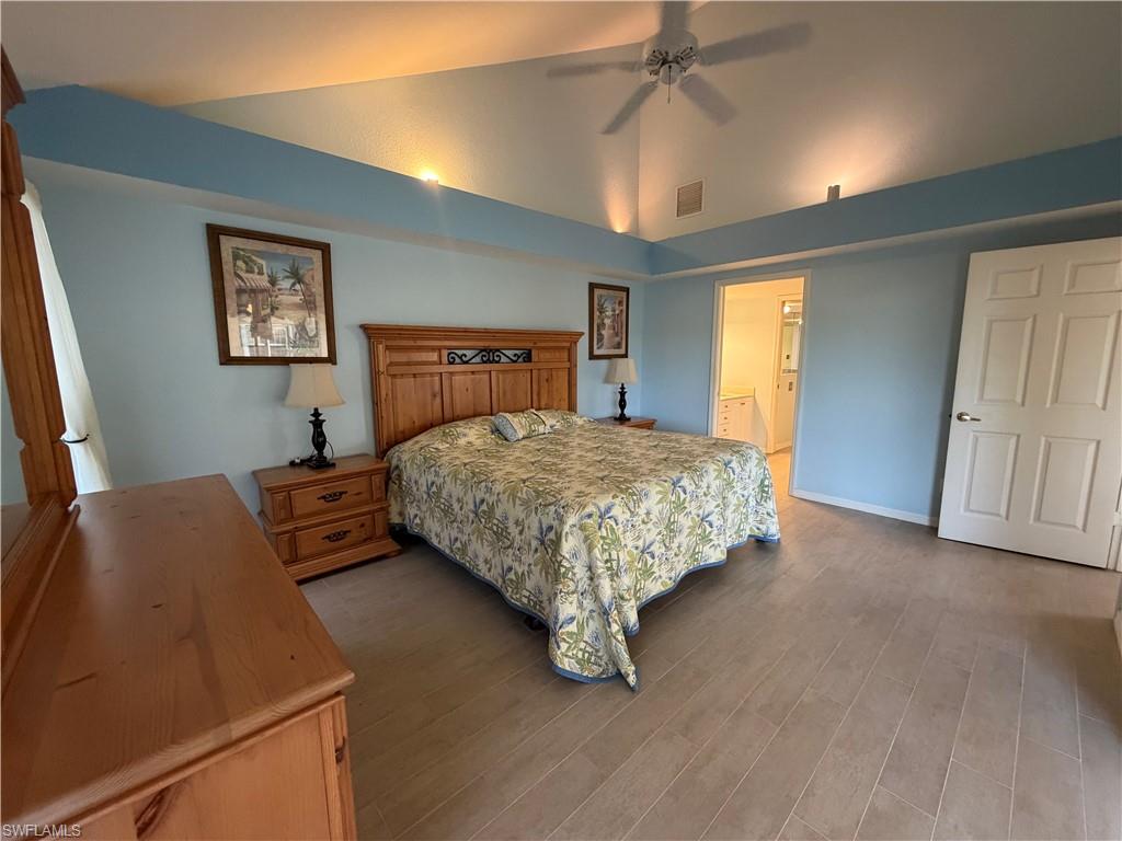 4194 Pensacola AVE photo 16