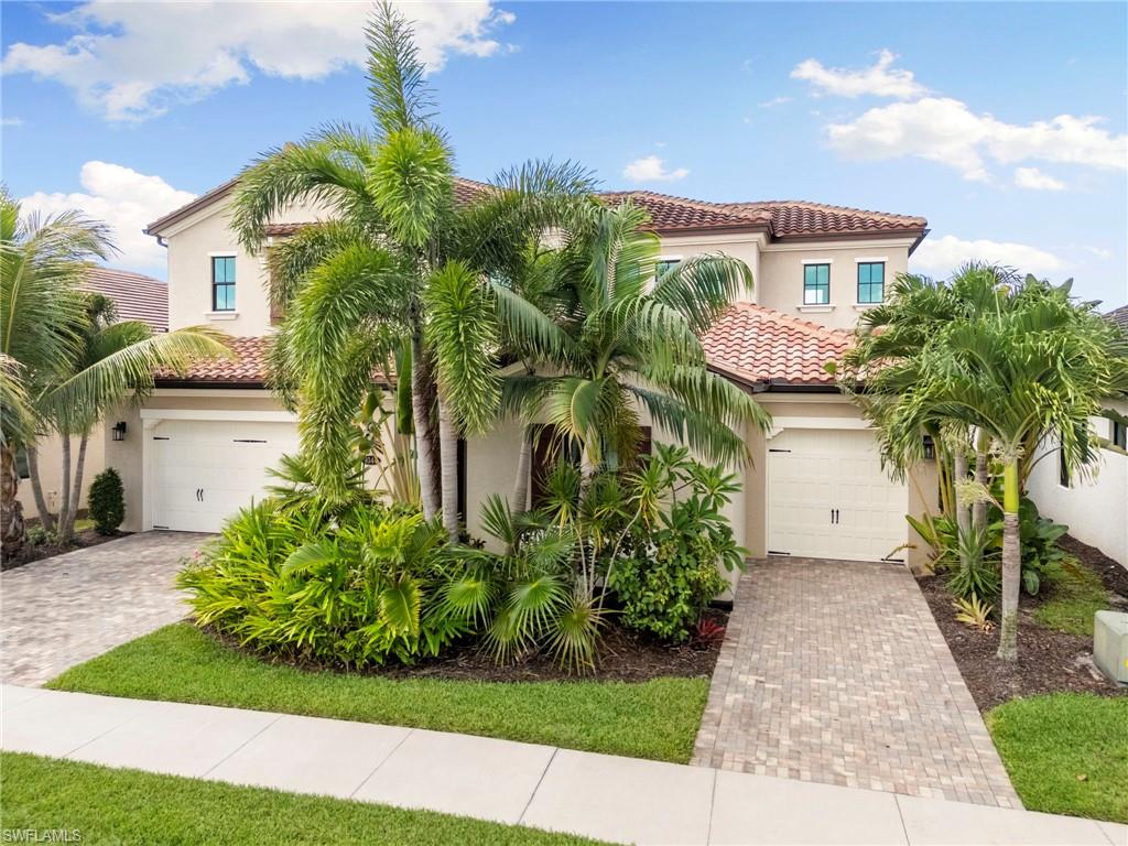 9344 Glenforest DR