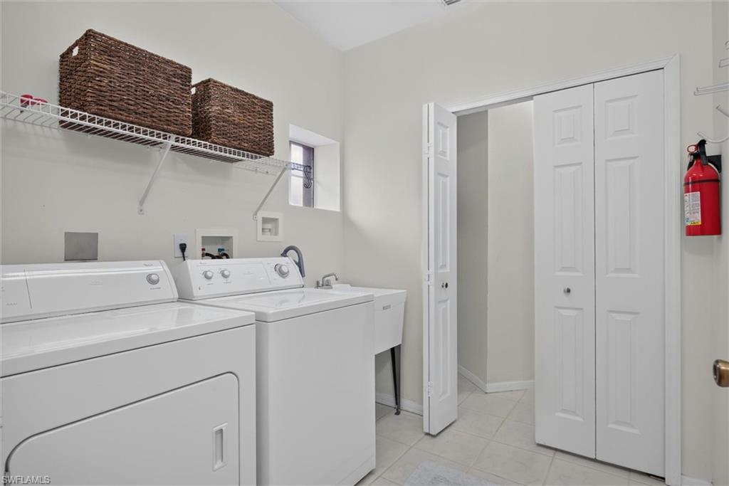 15161 Royal Windsor LN 2601 photo 37