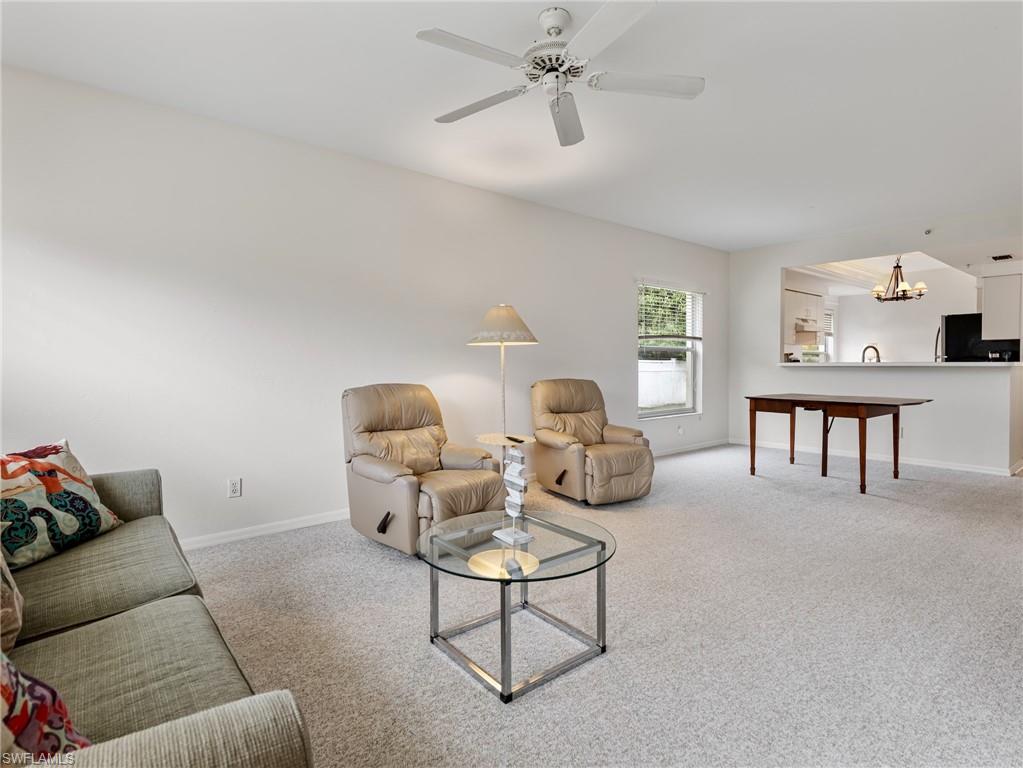 10261 Maddox LN 513 photo 9