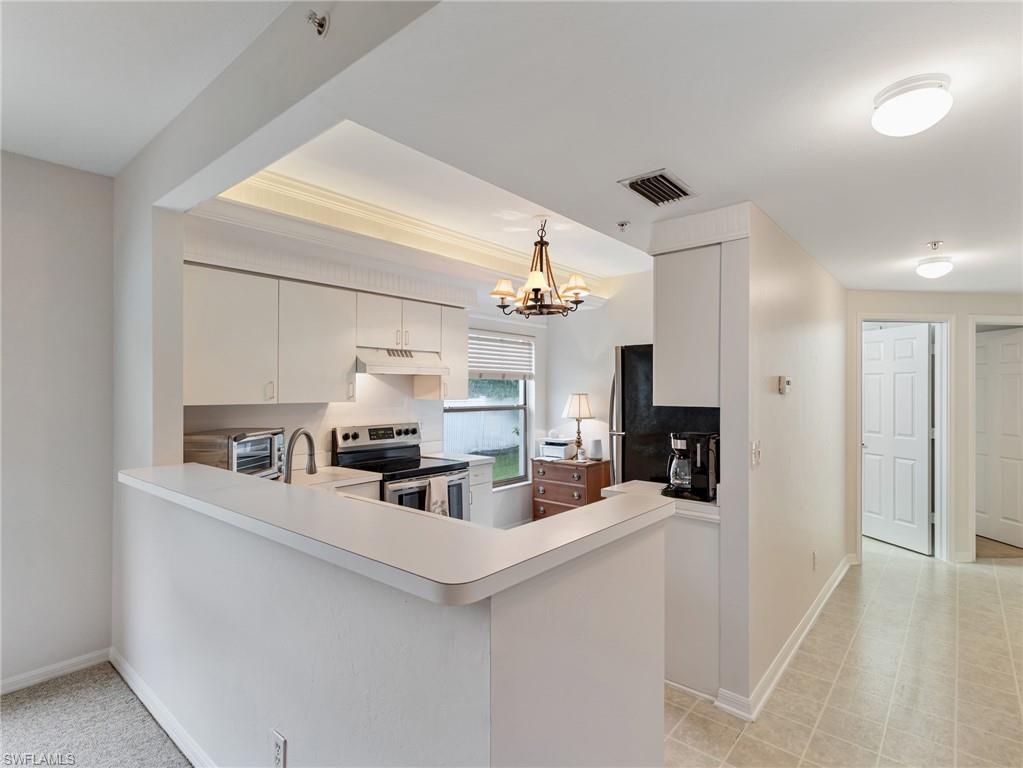 10261 Maddox LN 513 photo 10