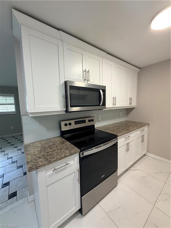 18572 Sarasota RD