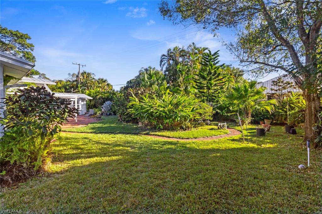 1348 Alcazar AVE photo 31