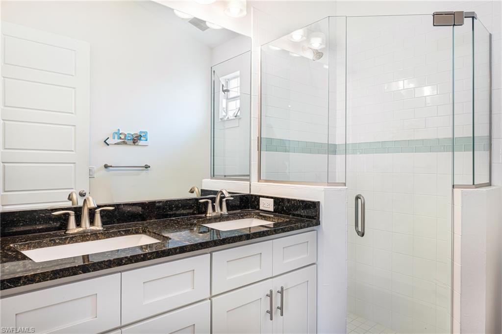 2974 Van Buren AVE photo 27