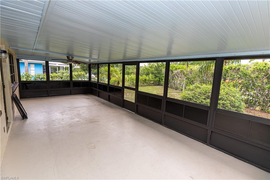 25572 Fenner CIR photo 16