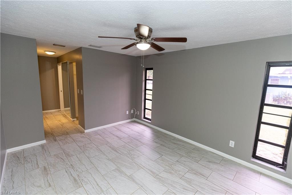 25572 Fenner CIR photo 10