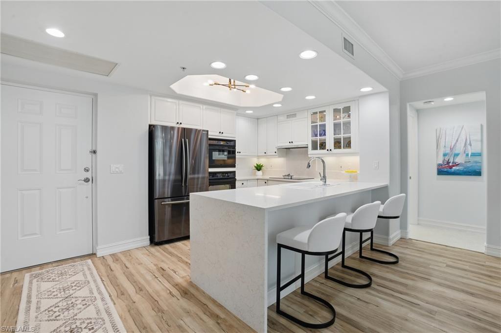 2728 Tiburon BLVD E A-104