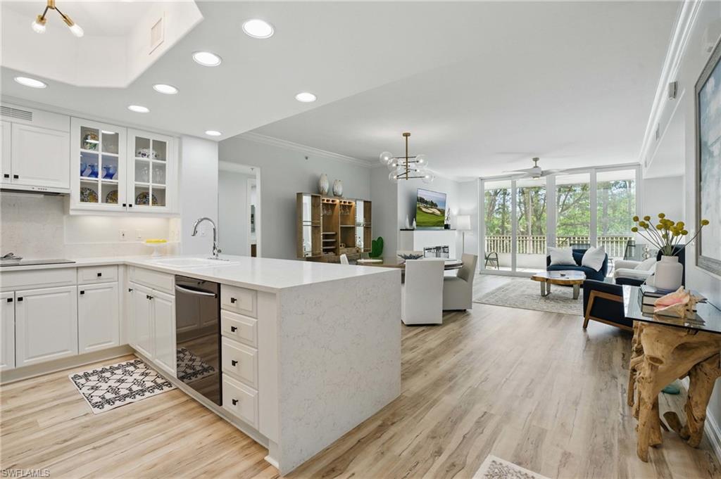 2728 Tiburon BLVD E A-104