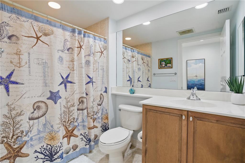 2728 Tiburon BLVD E A-104 photo 10