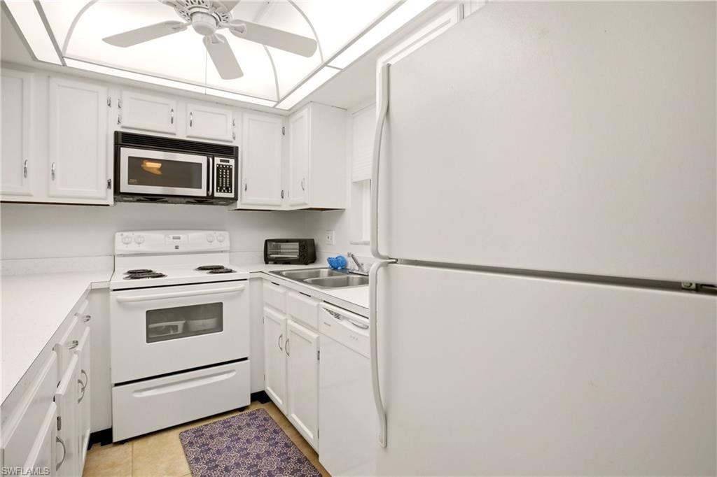 87 Collier BLVD N2