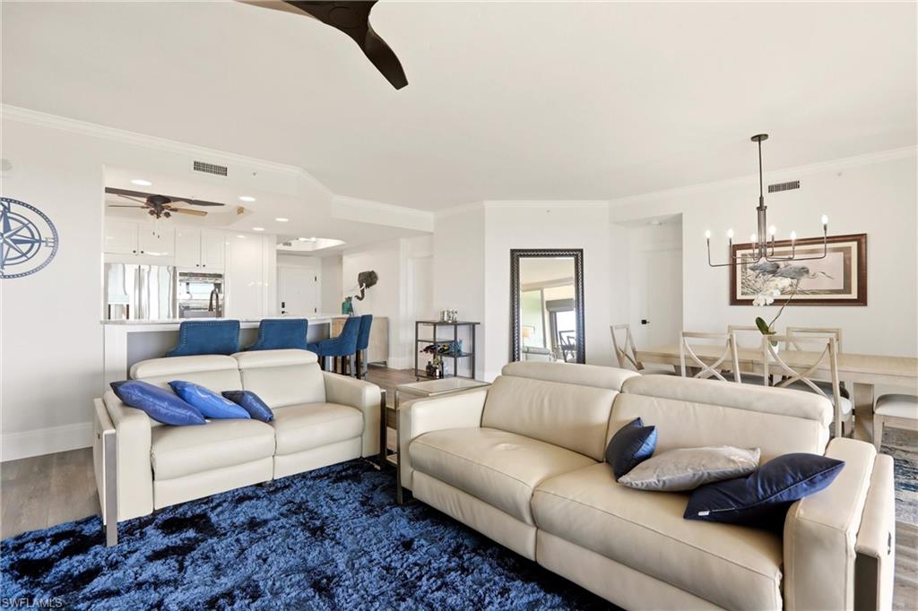 425 Cove Tower DR 1002 photo 8