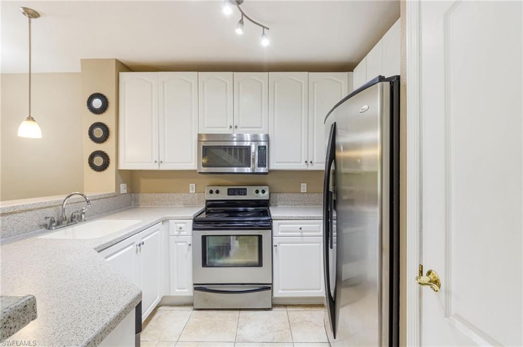 8599 Athena CT photo 6