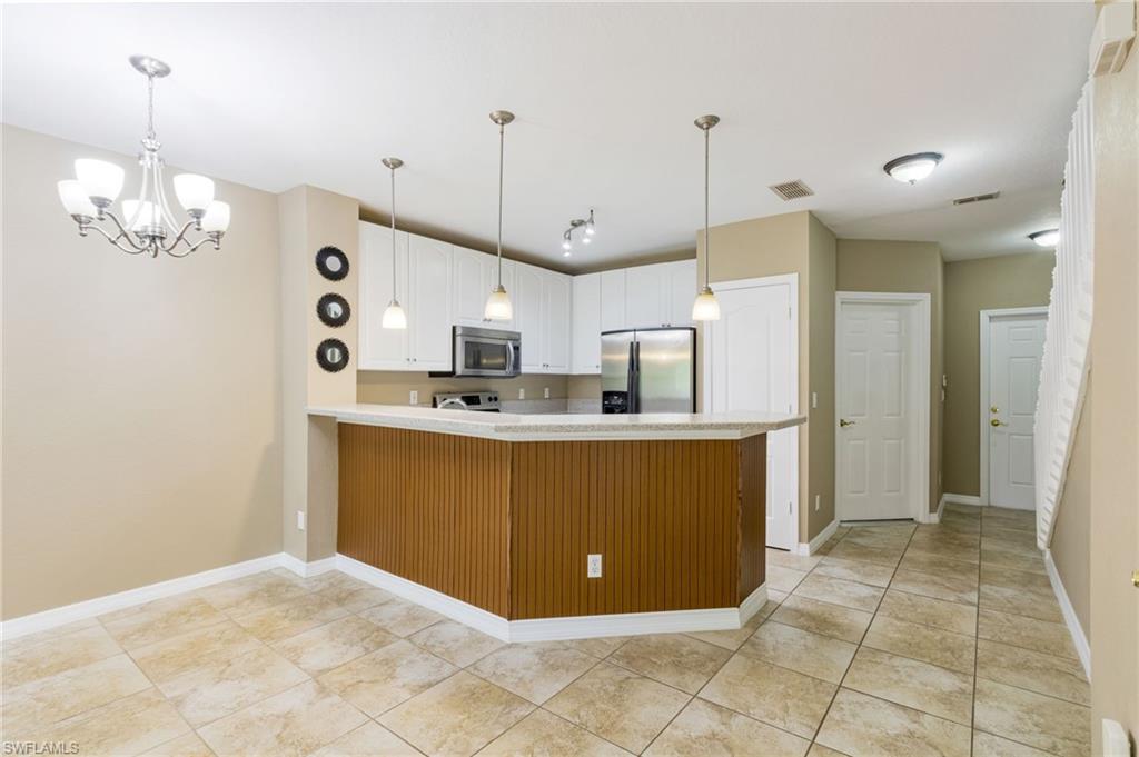 8599 Athena CT photo 7