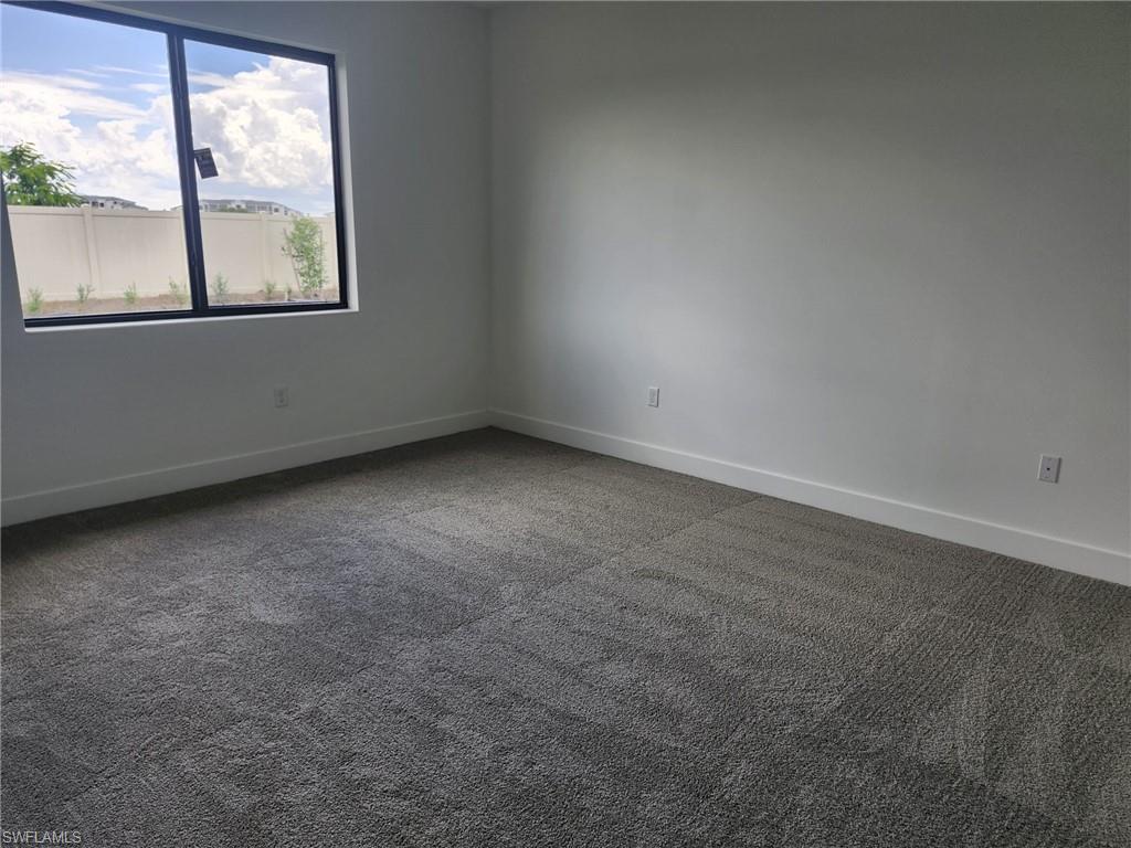 5124 Nevola AVE photo 6