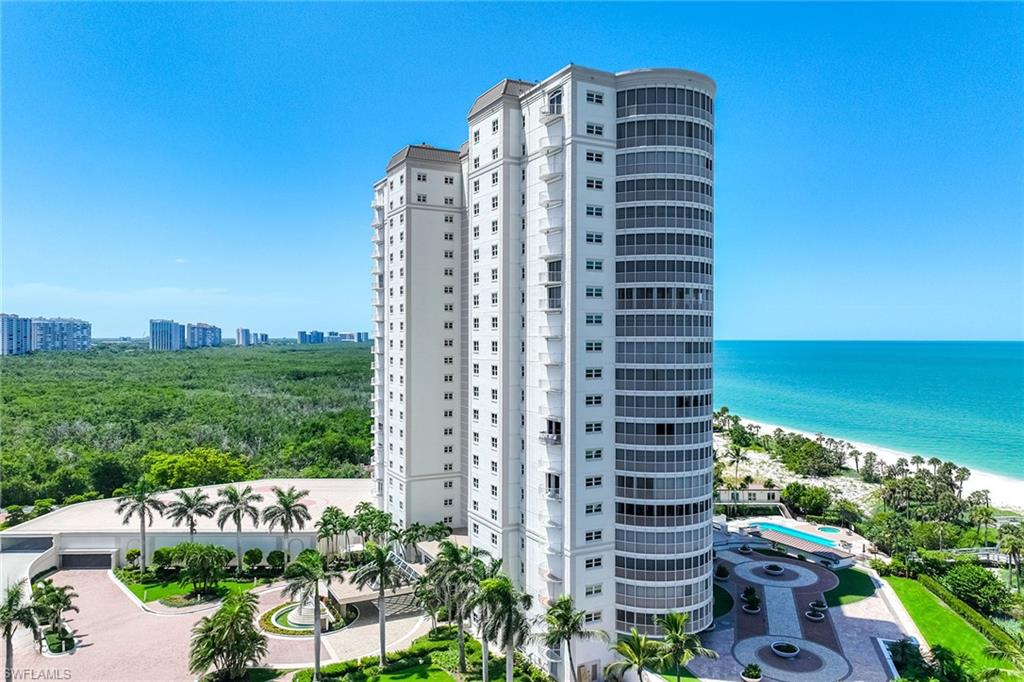 8111 Bay Colony DR 204