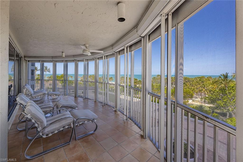 8111 Bay Colony DR 204 photo 33