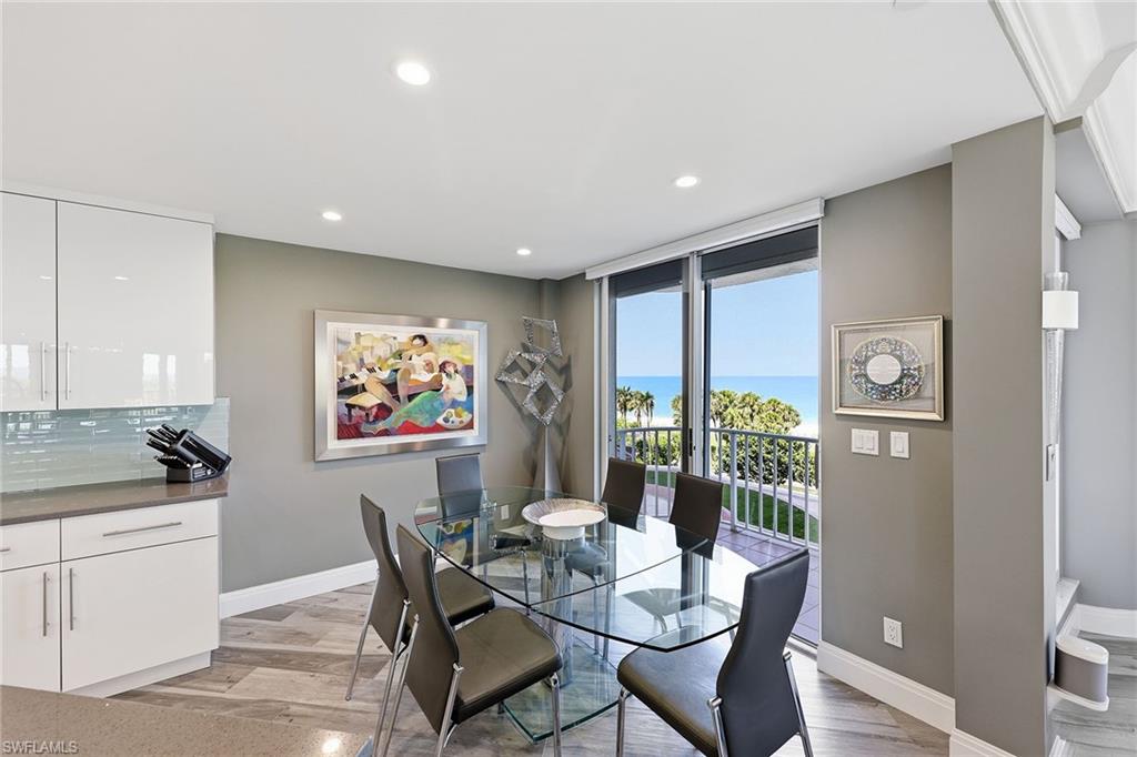 8111 Bay Colony DR 204 photo 14