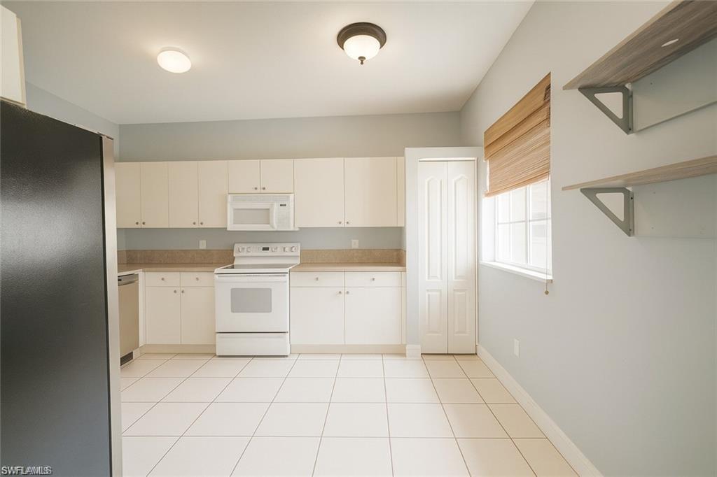 700 Luisa LN 2 photo 11