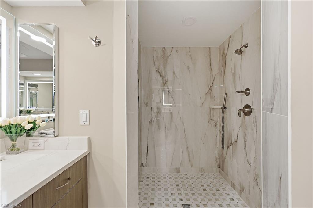 26868 Wedgewood DR 103 photo 21