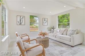 26 Maple AVE N photo 9