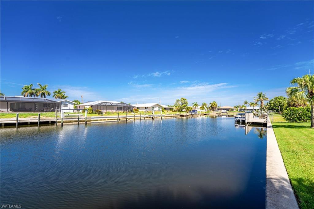 321 Capri Isles CT photo 43