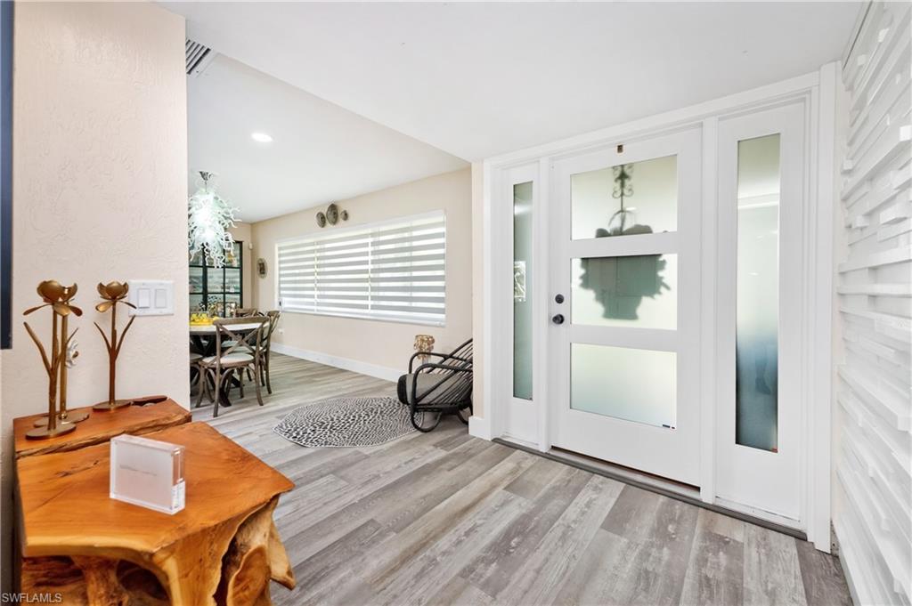 321 Capri Isles CT