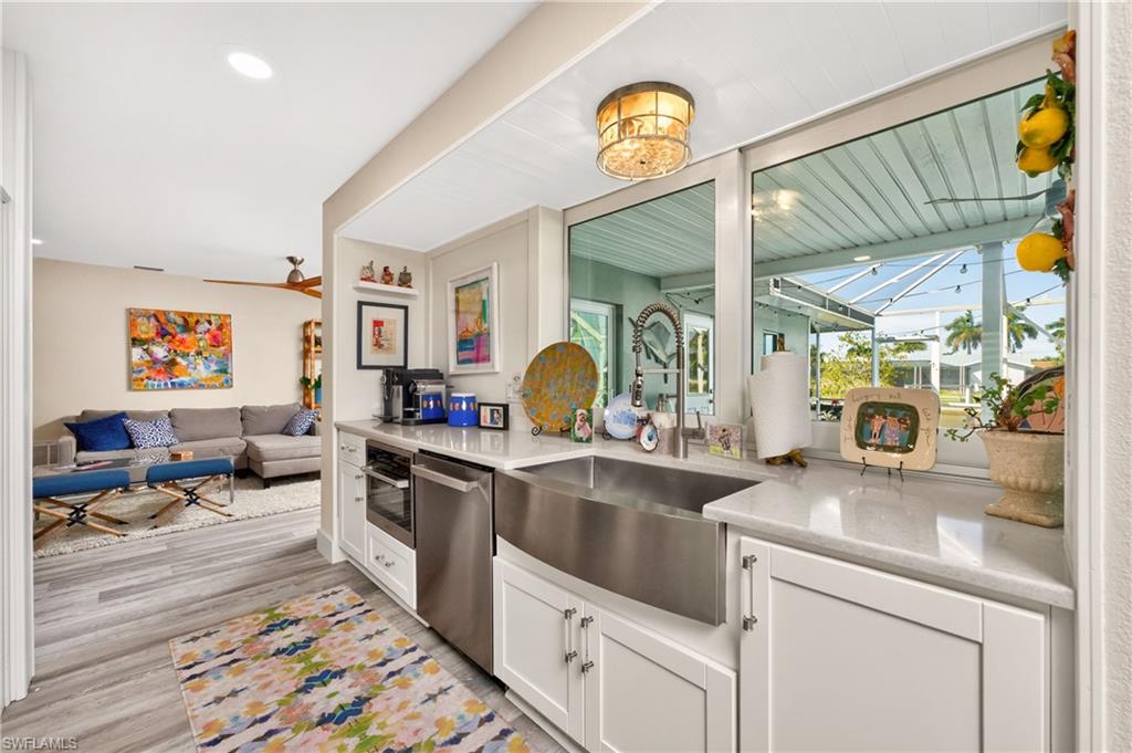 321 Capri Isles CT photo 14