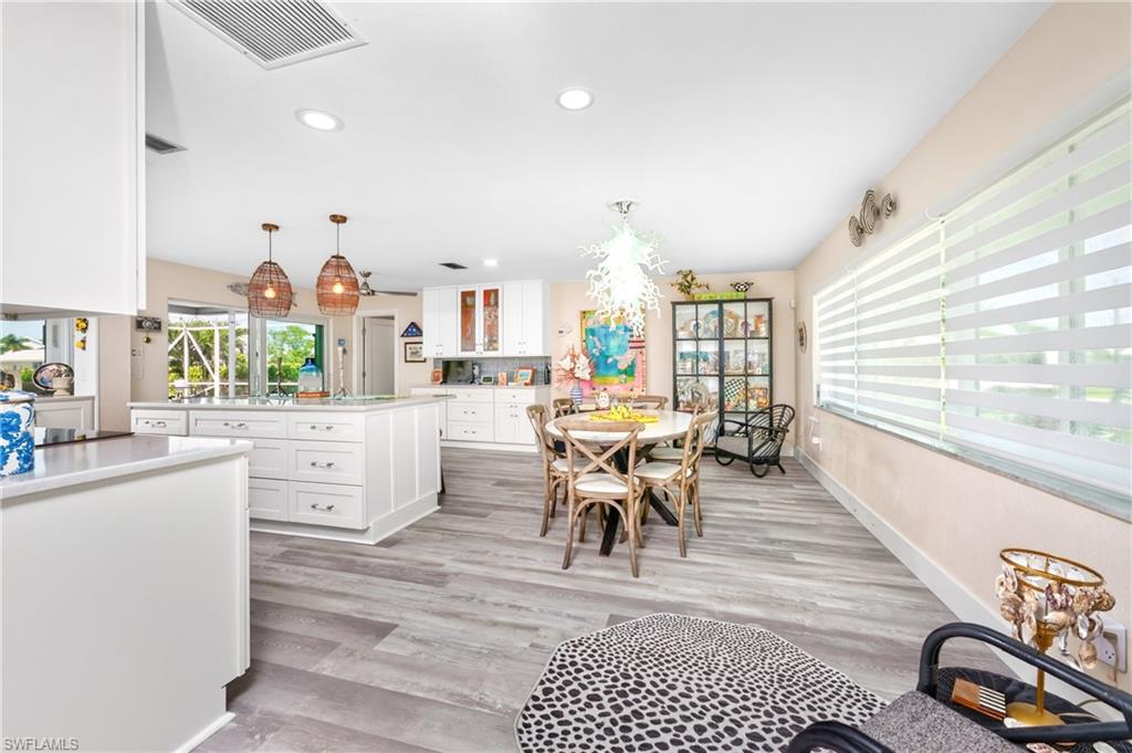 321 Capri Isles CT