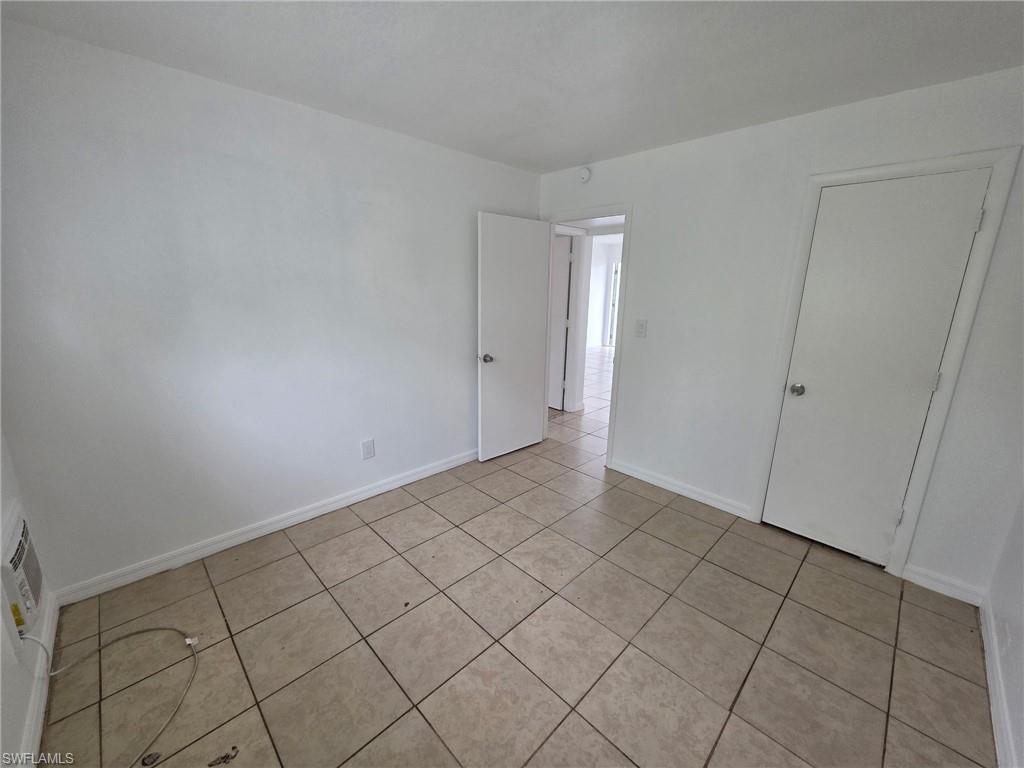 2452 Stella ST 106