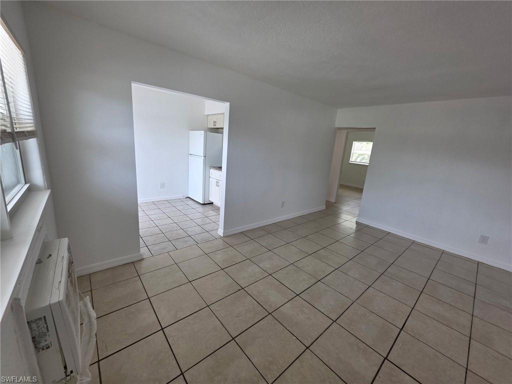 2452 Stella ST 106 photo 9