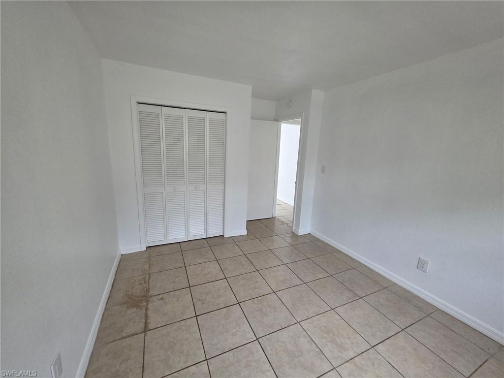2452 Stella ST 106