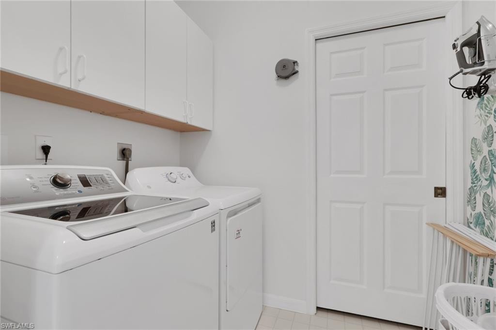 680 Wiggins Lake DR 202 photo 11