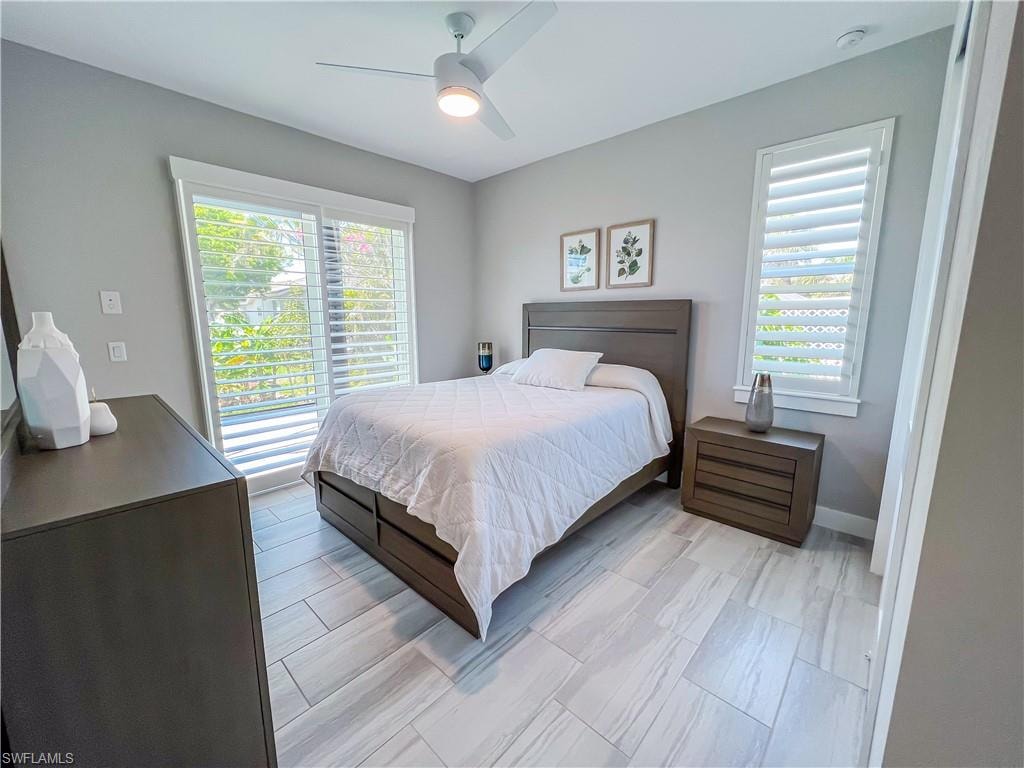 554 Barfield DR photo 31