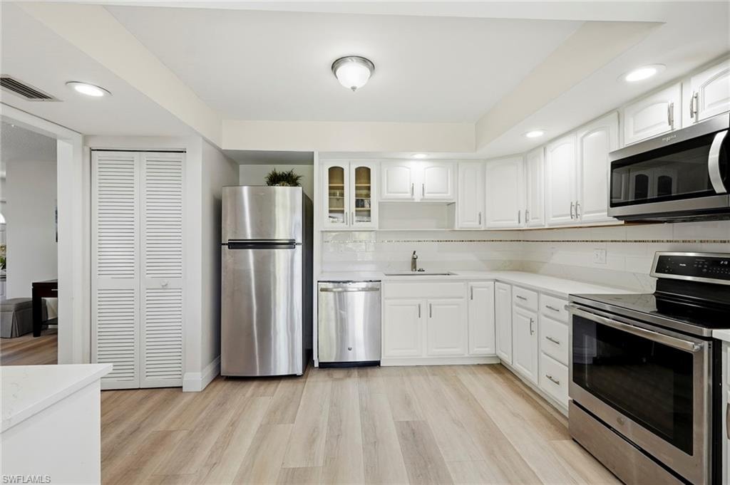 428 Meadowlark LN 428-B