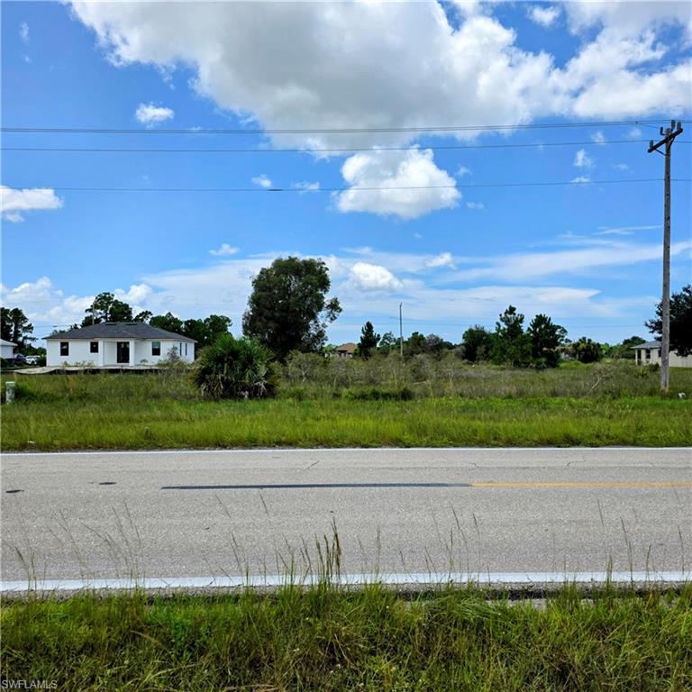 Street View -Expansive undeveloped land featuring natural vegetation and flat topography