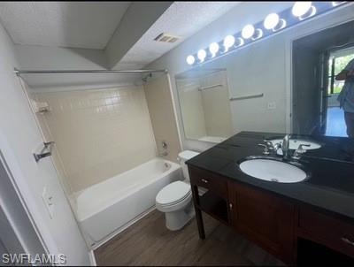 13545 Eagle Ridge DR 826 photo 12