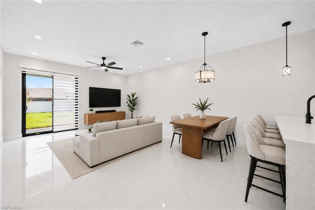1336/1338 Diplomat PKWY E photo 6