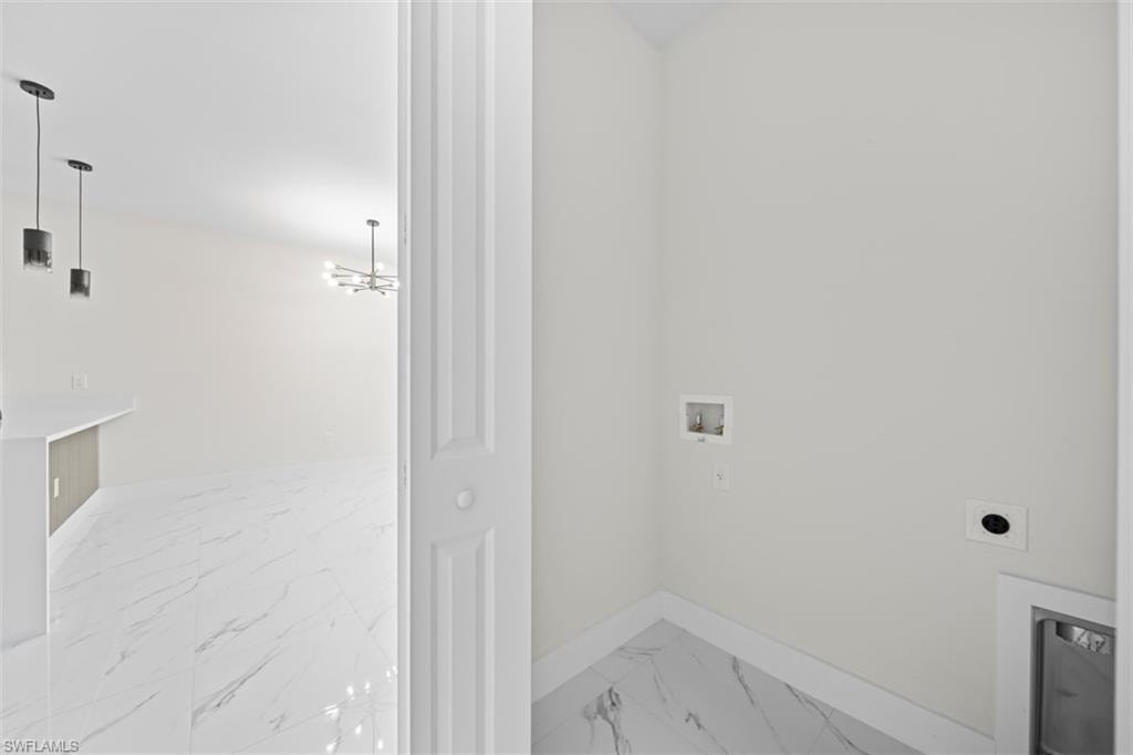 1336/1338 Diplomat PKWY E photo 15