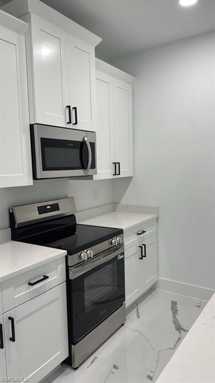 4789 Golfview BLVD photo 9