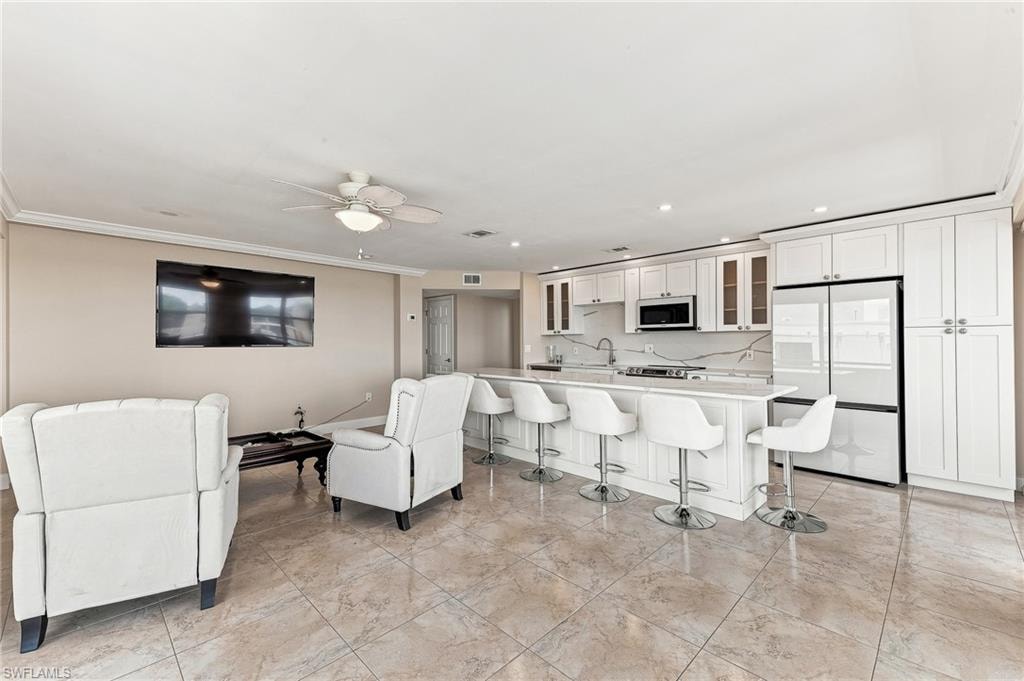 4807 Sunset CT 501