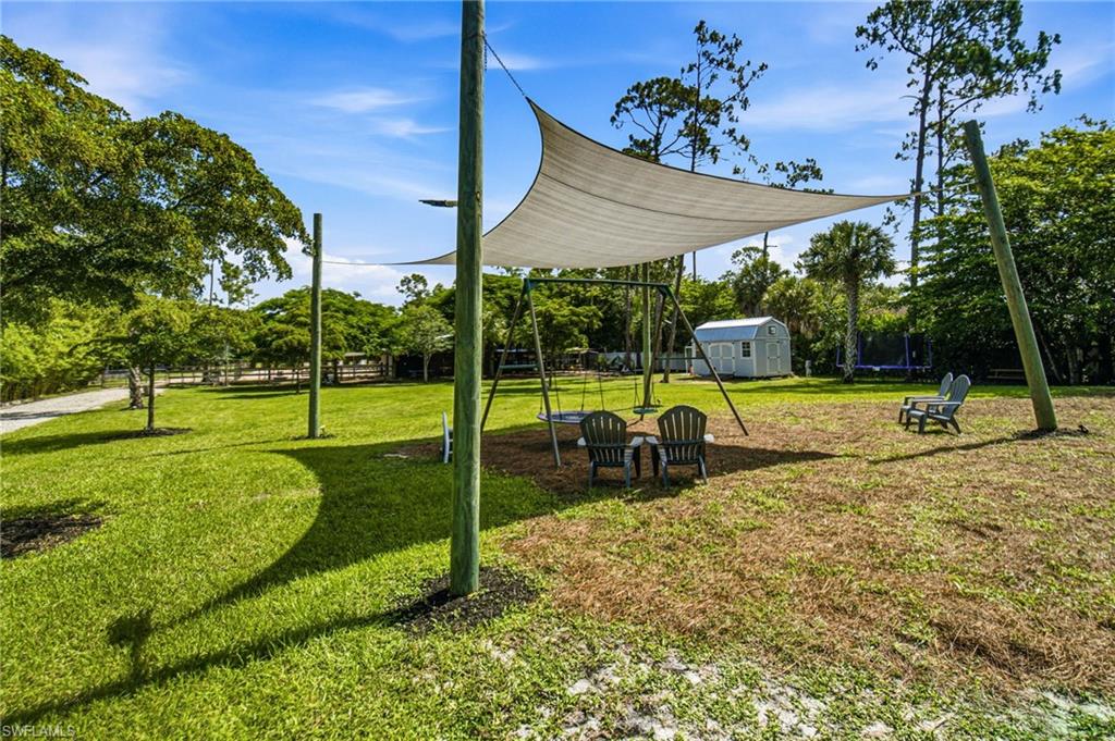 The cupboard activity area creates the perfect outdoor gathering space for relaxing, entertaining, or enjoying the Naples sunshine. With room for a future fire pit it’s ideal for memorable evenings under the stars.