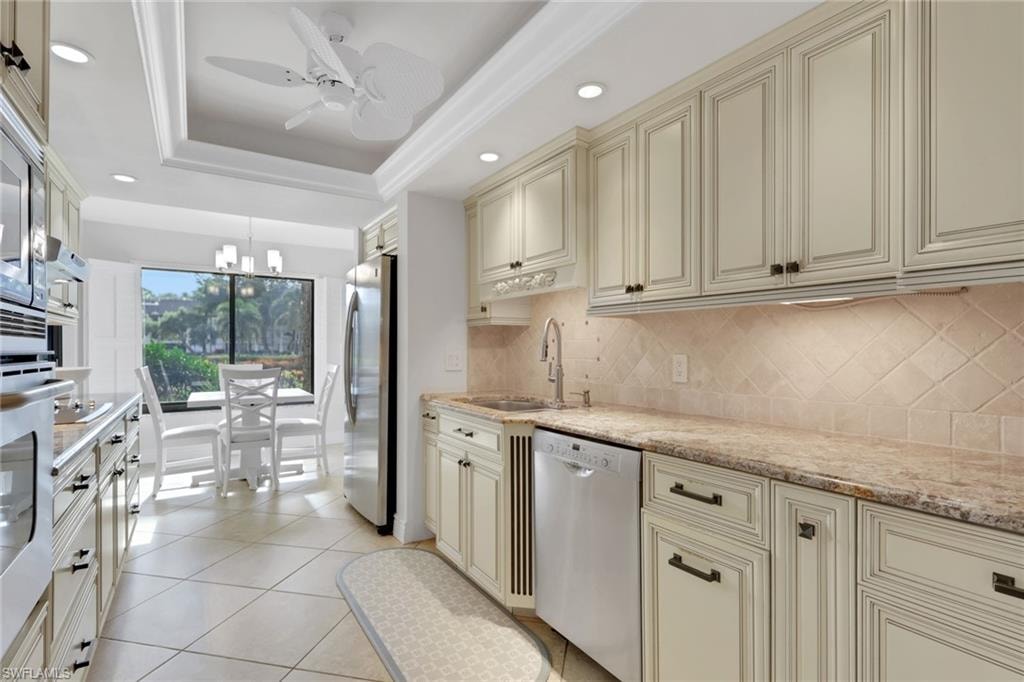5964 Pelican Bay BLVD 415