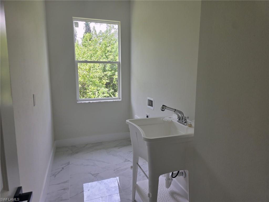 3852 Hopevale ST photo 17