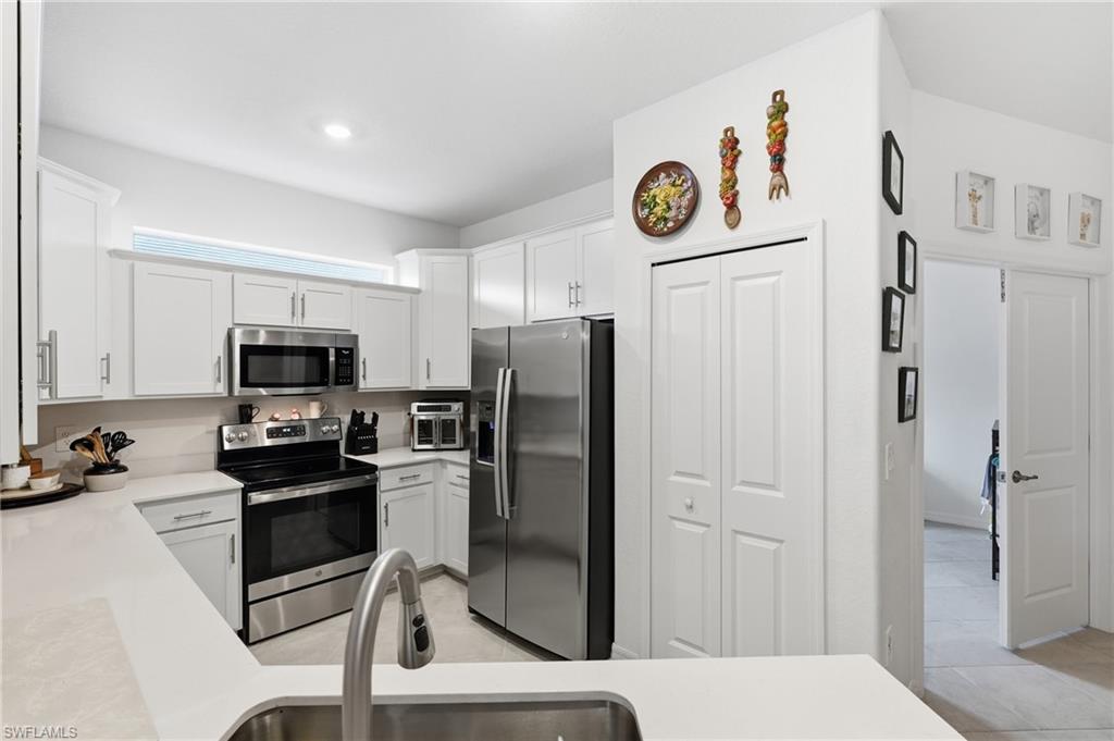 2228 Dragonfruit WAY photo 7