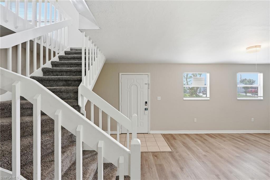 2216 Leda AVE S photo 8